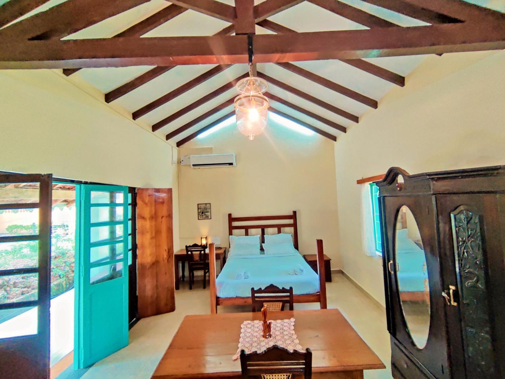 The Bungalow Bogmalo An 1880 Indo Portuguese Heritage Beach Villa South Goa Εξωτερικό φωτογραφία